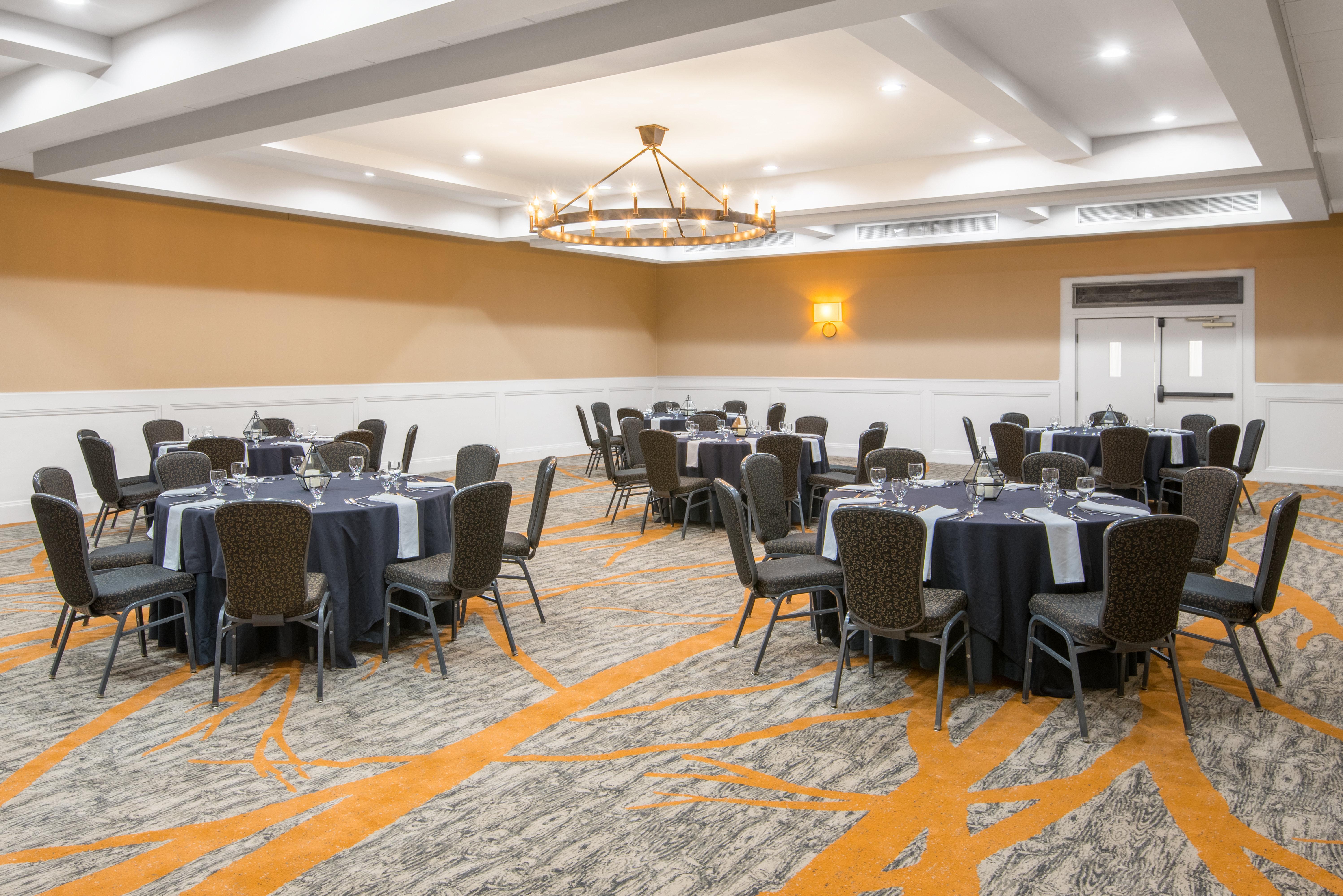 Crowne Plaza Resort Asheville By Ihg Exterior foto
