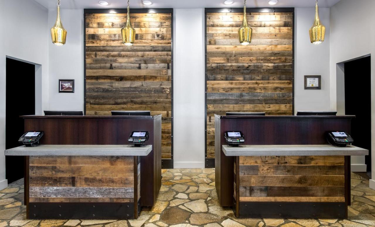 Crowne Plaza Resort Asheville By Ihg Exterior foto